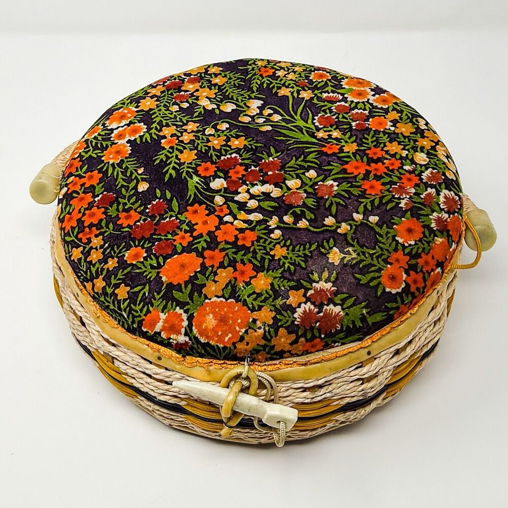 Vintage Wicker Look Sewing Basket Floral Lid Faux Bone Latch Mid Century - Picture 3 of 9